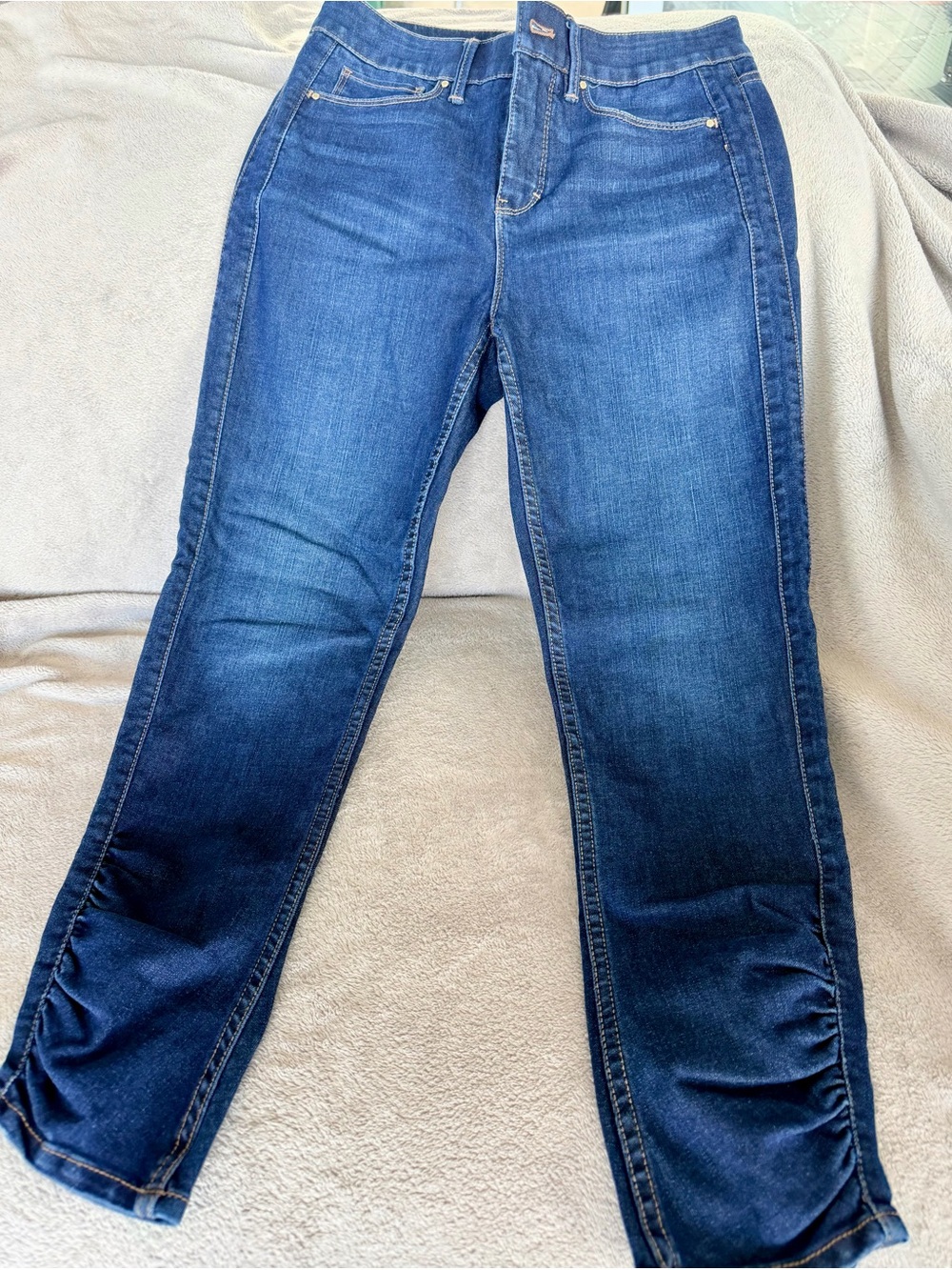 White House Black Market Dark Blue Ankle Cropped Jeans